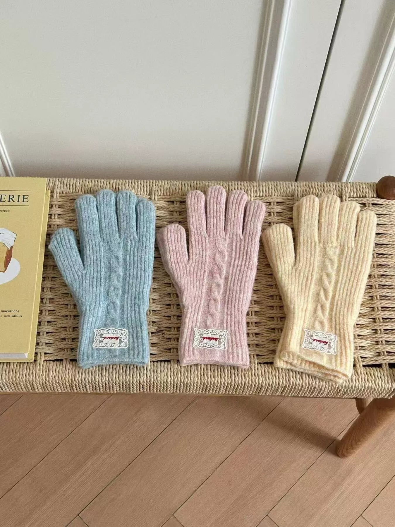 81306ae8702349ada388081ffb147829-Max-Origin